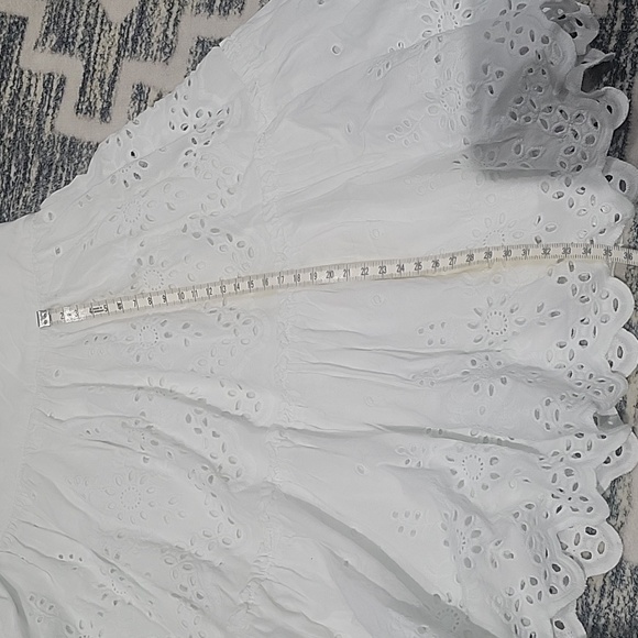 Girls eyelet dress - Picture 7 of 8